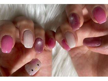 ネイルアンドアイラッシュスタジオ シュシュ(chouchou)/手描きねこさんネイル