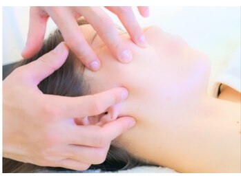 モナと雲と楽/韓国式小顔コルギ施術