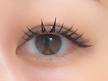 レイラッシュの写真/落ち着いた上品な店内で【大人女性の目元】をより素敵に◎骨格や雰囲気に合わせデザインをご提案◎