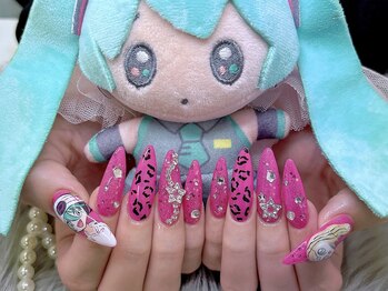 痛ネイル ギャルネイル ヒョウ柄