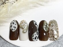 ネイルルームシャイン/