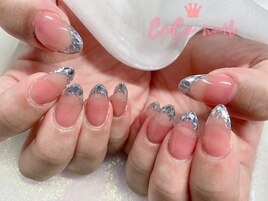 ガラスフレンチネイル