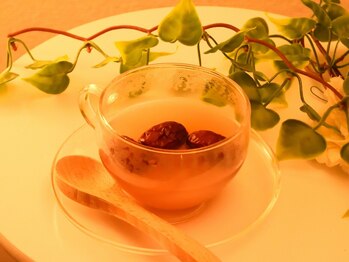 夢みるよもぎ蒸し ほんわか/女性の味方!棗入り発酵黒生姜湯