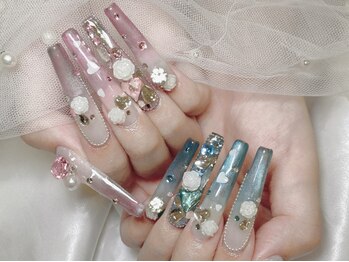 エスフィーネイルサロン ブリーユ(Esfy nailsalon Brille)の写真/何度でも店内パーツ全て付放題プラン登場★ゴテゴテ盛りもOK!年間2000円で気にせずパーツを付けちゃおう♪