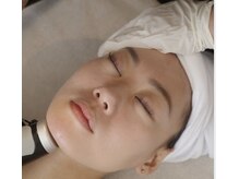 メルティーズ 東京 麻布十番(MELTY's)の雰囲気（顎下にもしっかりベッドを当て気になる二重顎にアプローチします）