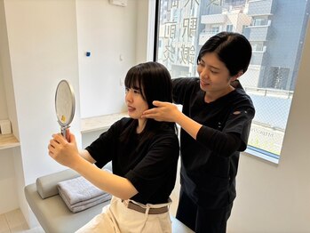 ククナ 桜木町駅前/桜木町駅前/個室施術/小顔専門