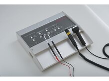 感情でしか動かせない赤筋（深層筋）にアプローチして小顔に！