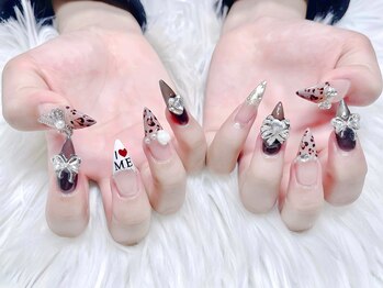 アキコネイルサロン(Akikoネイルサロン)/10本長さだし＋持ち込みデザイン