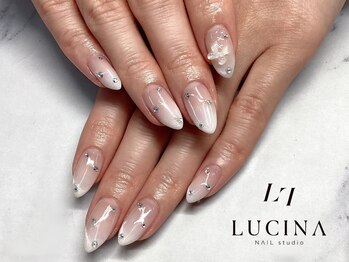 H-676うるうる白グラデーション