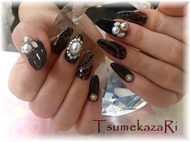 スネーク柄★存在感ビジュー