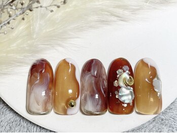 ネイルルームシャイン/