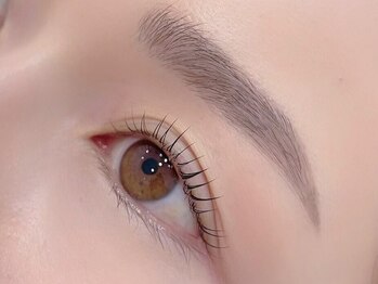 エムズ(m's)の写真/《あなたに似合うまつ毛、眉毛へ☆》初めての方、メンズのお客様も大歓迎◎理想の目元に♪