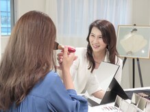 HIROINS 【メイクレッスン/印象診断/パーソナルカラー診断/原宿/北参道】