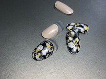 オーラリー ネイル アート メゾン(ORRERY nail art maison)/ハンド / ブラックフラワー