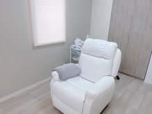 アイビー 姪浜駅前店(Eyebii)の雰囲気（リクライニングチェアでゆったり♪）