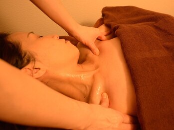 健楽苑/とろけるアロマリンパマッサージ