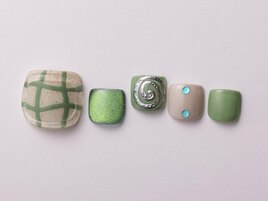 個性派グリーン10480円