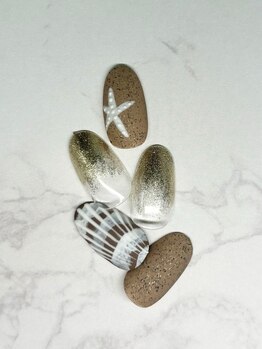 リノア(LINOA)/定額アート