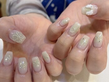 ネオリーブシェリエ 浅草店(Neolive cherie)/クローバーネイル