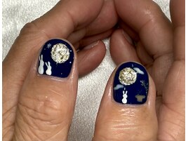 ワンポイントお月見ネイル