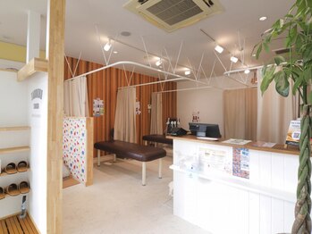 たどころ整骨院の写真/【ショッピングセンター併設/駐車場完備】水戸で人気の院がつくばにも！お子様と一緒の来店もOK◎