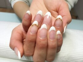 王道のホワイトフレンチ