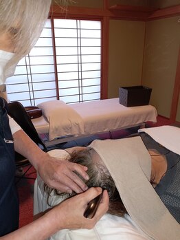 ルーチェ ディ ヌオーヴォ(Luce di nuovo)/頭のかっさ