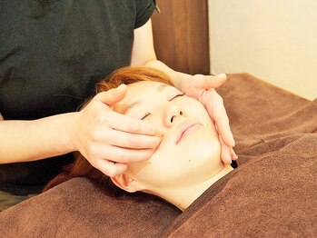 ナチュラルトリップ/小顔矯正ヘッドケア骨気