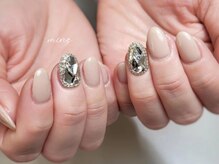 ミンスネイル(Mins Nail)/スワロフスキーポイントアート