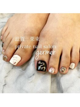 ジェルメ(germer)/蛇モチーフフットネイル！