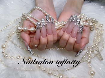 インフィニティ(Infinity)の写真/スカルプ×アートが自慢！基本コース+こだわりアート追加でお客様だけのモテネイルへ*[アート150分¥16000~]