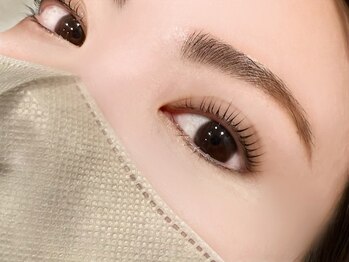 ノーナ(Nona)の写真/優しい雰囲気をまとってメイクとの相性も◎低刺激グルーやトリートメント配合の肌にやさしい施術が充実♪