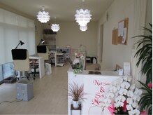 ネイルサロンアンドスクール マミール 一ノ割店(Nail Salon & School mami ru)