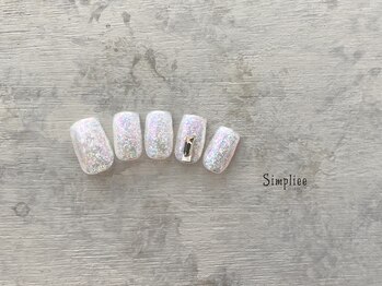 シンプリー 西荻窪店(Simpliee)/ &nbsp;&nbsp;ビジューネイル　￥7900
