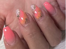 ネイルズフォーユー(Nails 4 U)