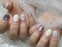 ワンハンドレッドプラス(100+)/お任せネイル