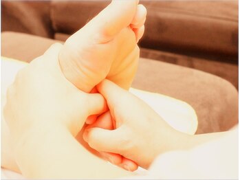 三和整体/足つぼ・足裏リフレで楽々解消★