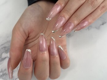 ネイルサロン ウノ 湘南平塚(UNO)/マグネット×ガラスフレンチ