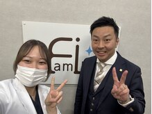 ファミリア整体院 西船橋院/お客様と写真