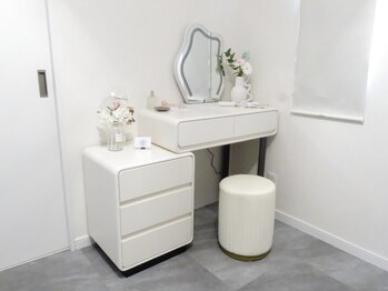 ハク(HAKU.)/ドレッサー