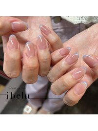 チーク×フレンチネイル