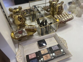 まりも化粧品店/