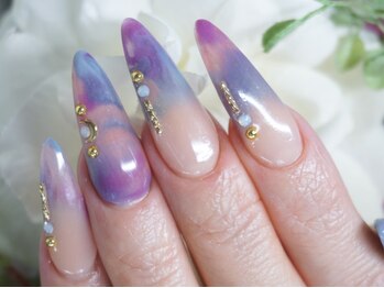 サロン デ ミランダ(Salon de Miranda)の写真/【受賞歴多数の実力店】技術力の高さが引き立つ施術でファン多数★どんなアートでもデザインを忠実に再現♪