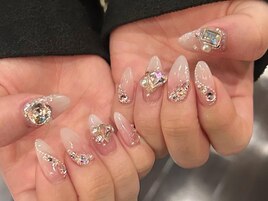 ベイビーブーマービジューネイル