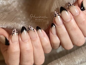 エルモッサ(Hermosa)の写真/【大人女性の指先を彩る上品ネイル◇＊】豊富なデザインの中からあなたの理想のネイルがきっと見つかる♪