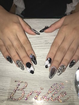 エスフィーネイルサロン ブリーユ(Esfy nailsalon Brille)/