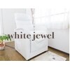 ホワイトジュエル(white jewel)のお店ロゴ
