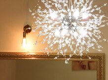 渋谷駅前宮益坂SPA./白を基調とした清潔感あるサロン