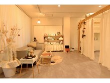 ハクビューティー(HAKU BEAUTY)の雰囲気（温かみのある空間作りこだわっています）