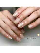 リッシュ トロワ(RICHE trois)/うるきらワンカラー